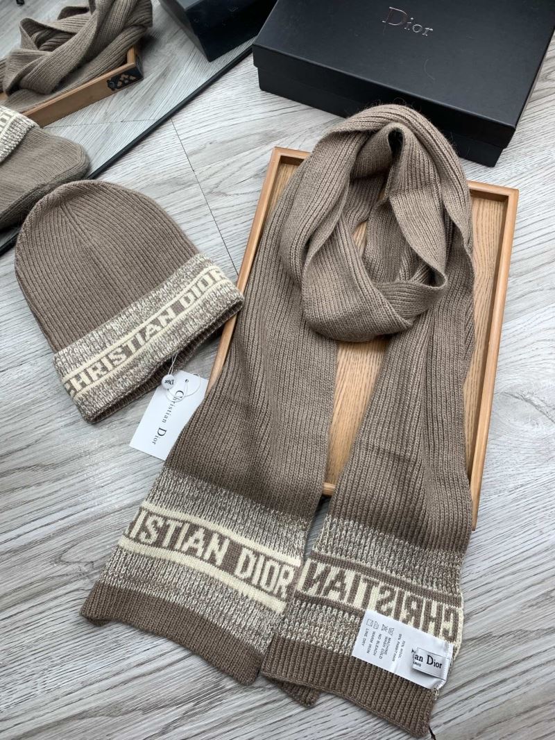 Christian Dior Caps Scarfs